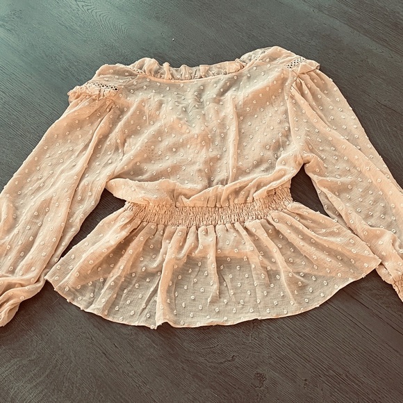 KAII Nude Deep V-Neck Ruffled Women's Top Size L - Picture 2 of 7